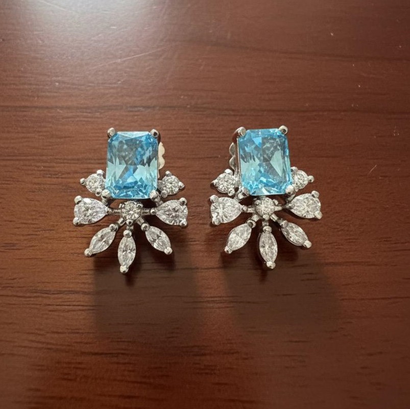 Ear Ring